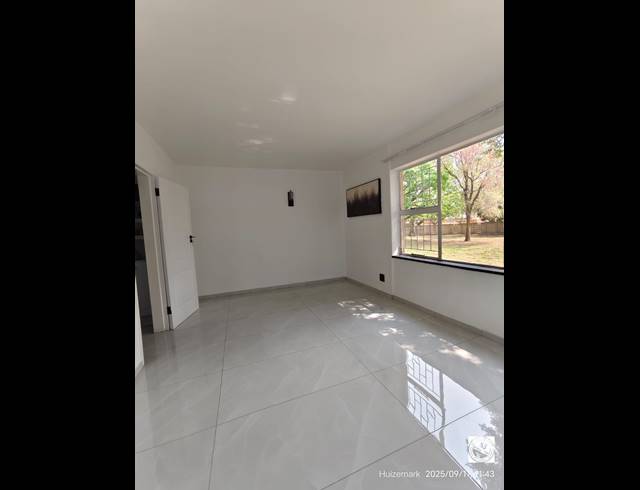 3 BEDROOM FLAT FOR SALE IN SASOLBURG EXT 2